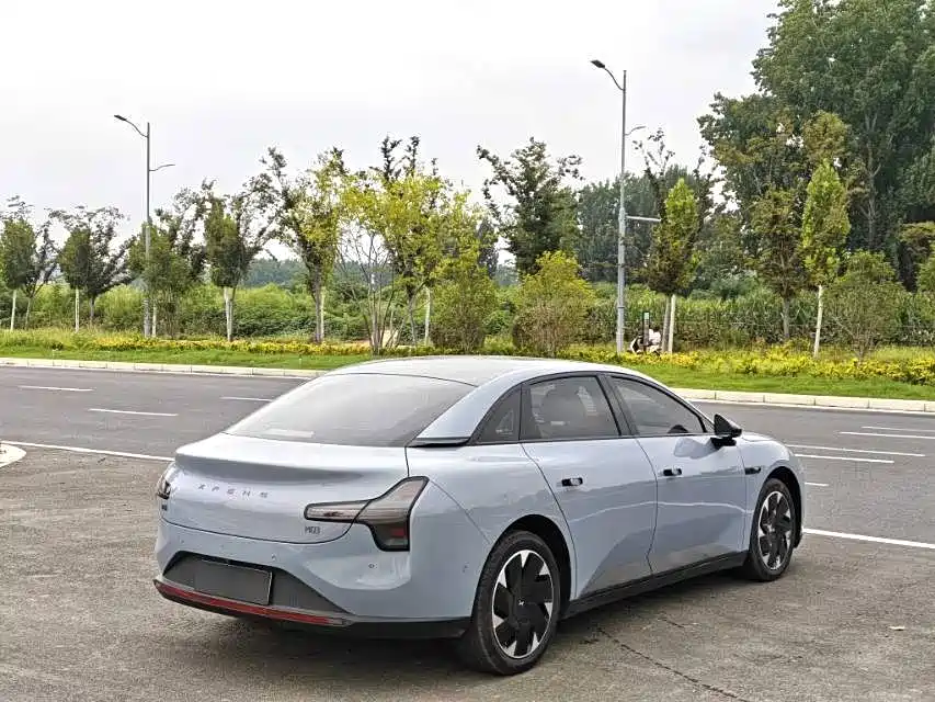 XPeng MONA M03 — миниатюра 5