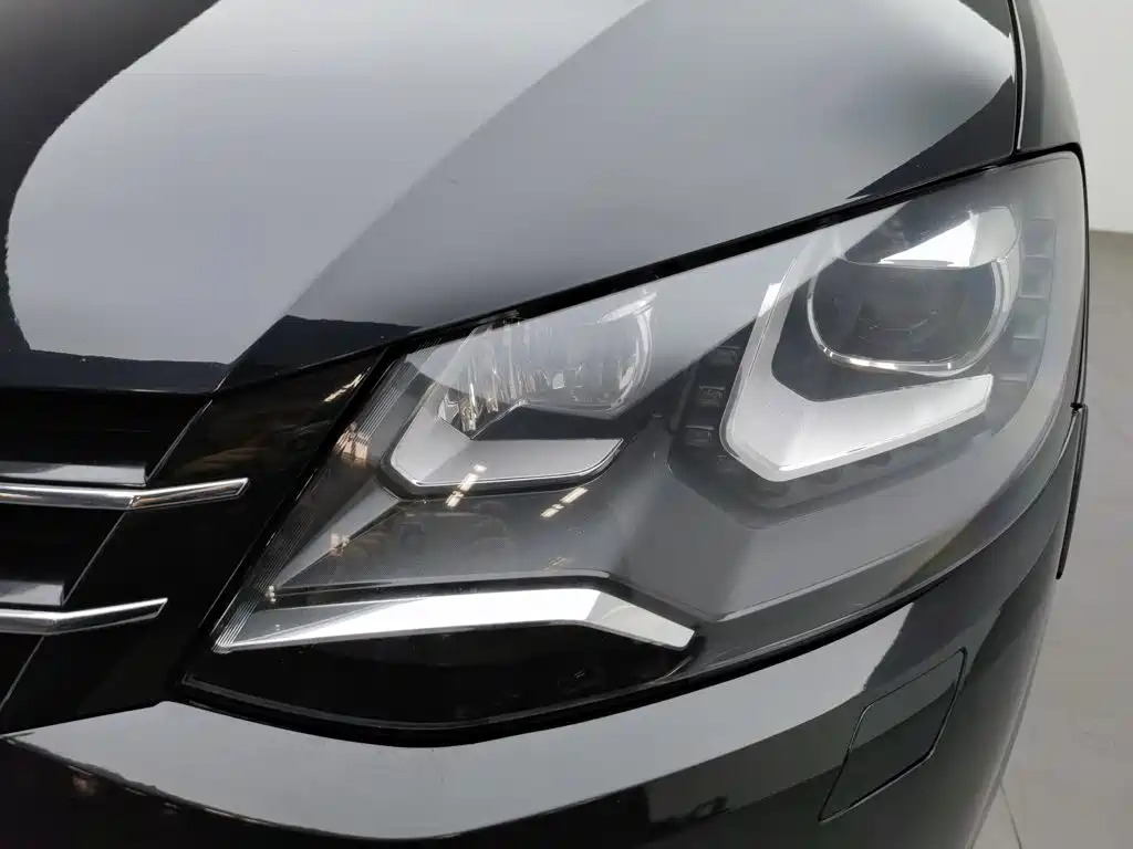Volkswagen Sharan — миниатюра 7