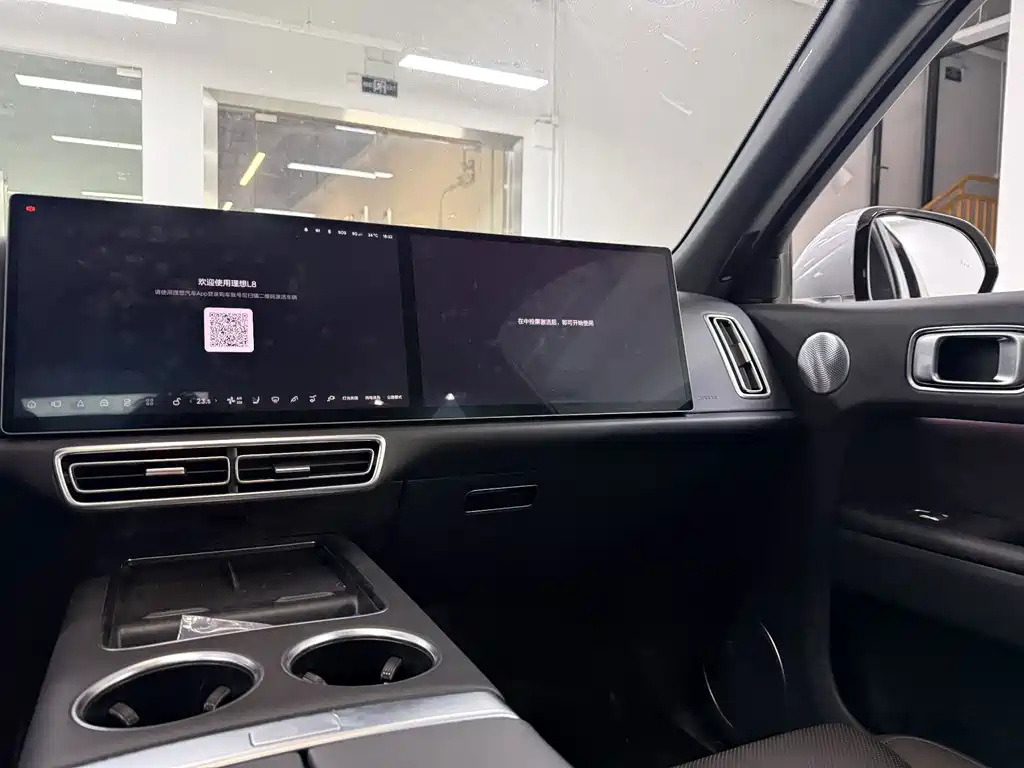 Li Auto Li L8 — миниатюра 17