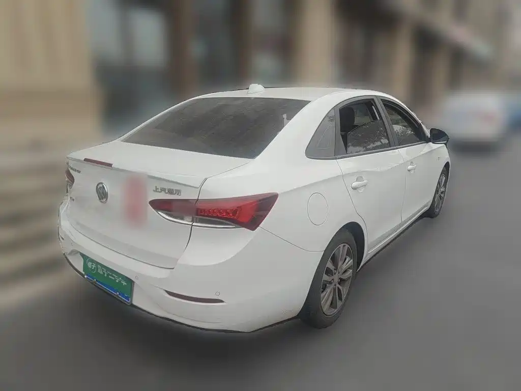 Buick Excelle — миниатюра 4