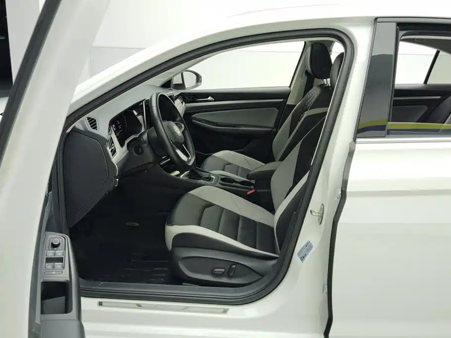 Volkswagen Bora — миниатюра 9