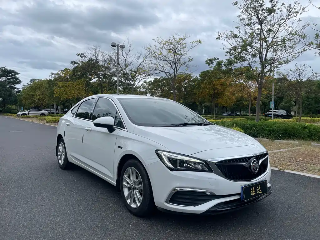 Buick Verano — миниатюра 2