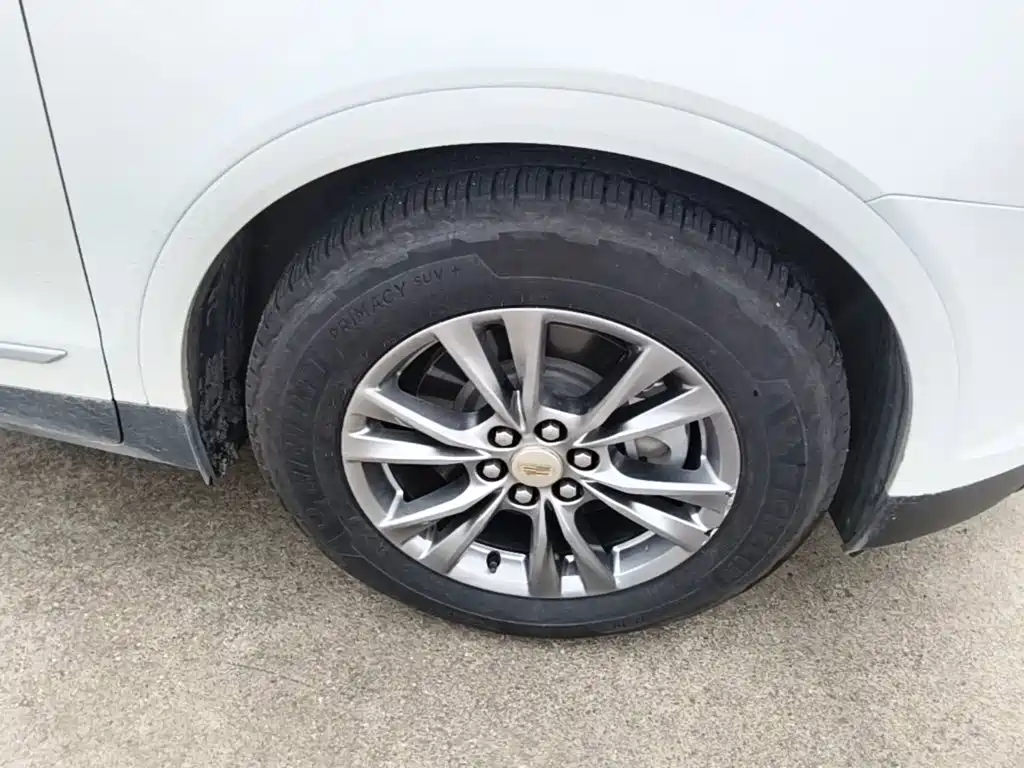 Cadillac XT5 — миниатюра 12
