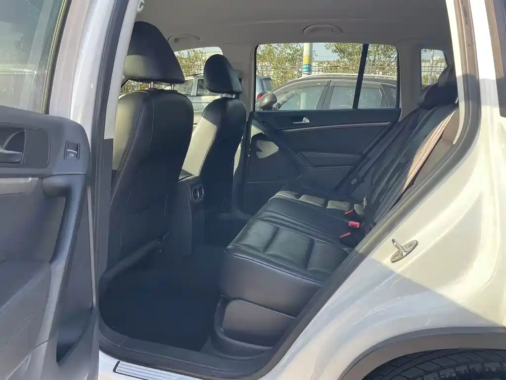 Volkswagen Tiguan — миниатюра 6