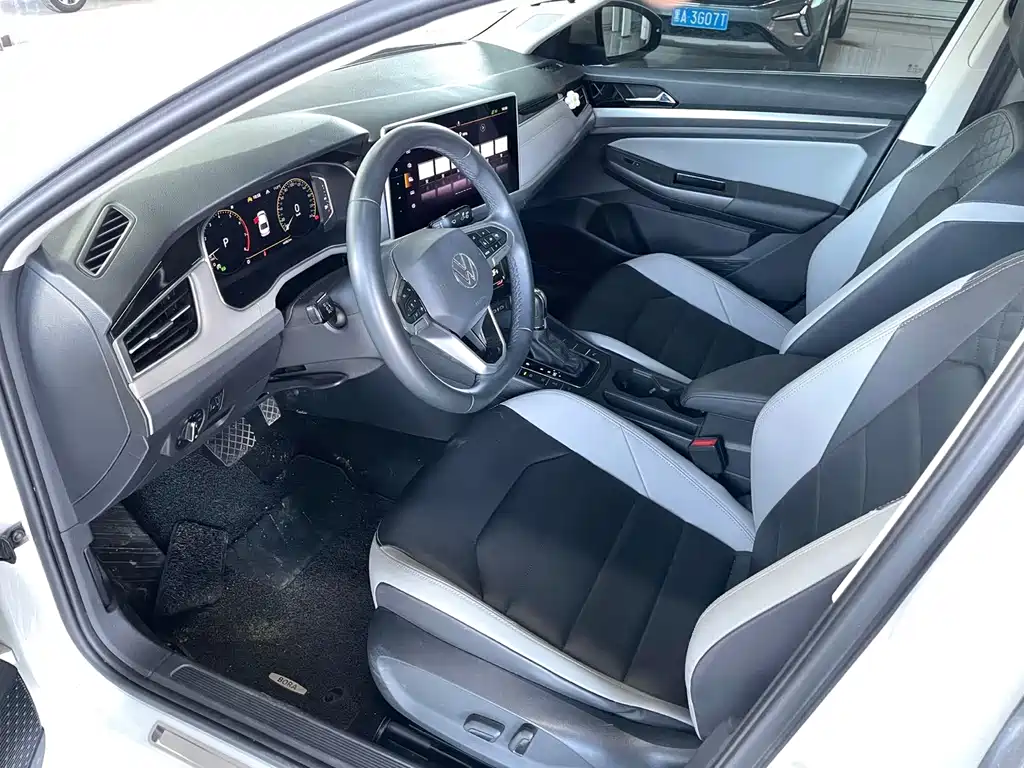 Volkswagen Bora — миниатюра 7