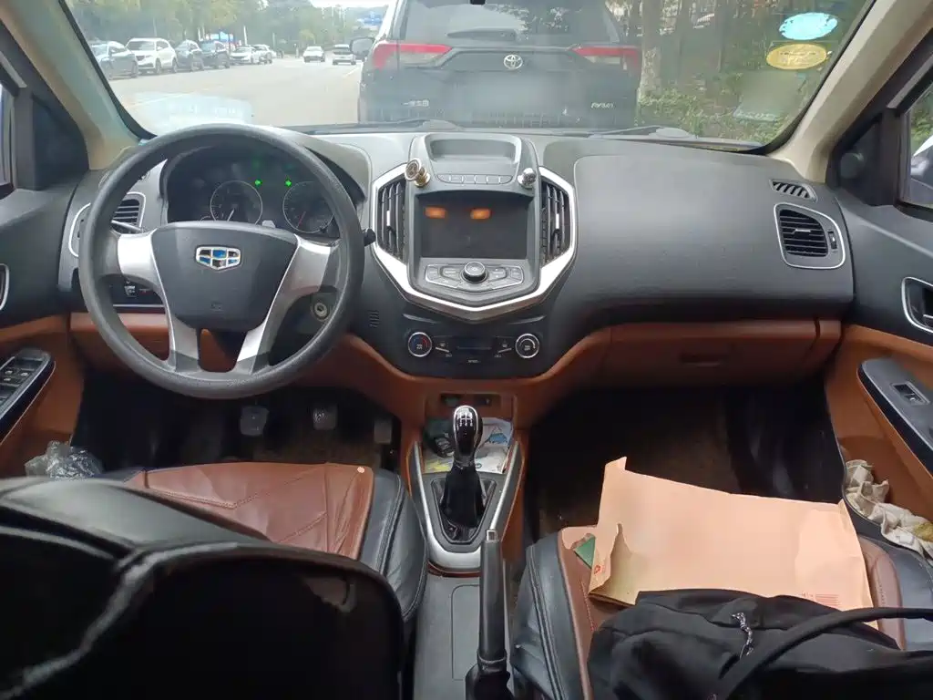 Geely King Kong — миниатюра 10