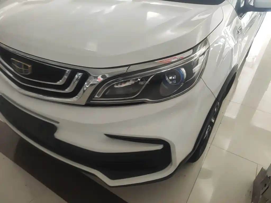 Geely Vision X3 — миниатюра 24