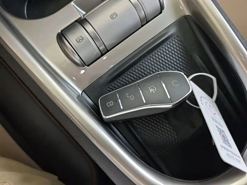 BYD Dolphin — миниатюра 9