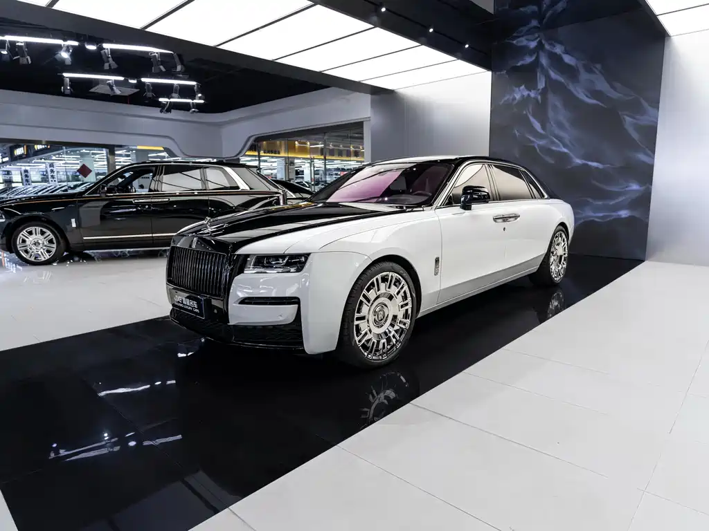 Rolls-Royce Ghost 2023