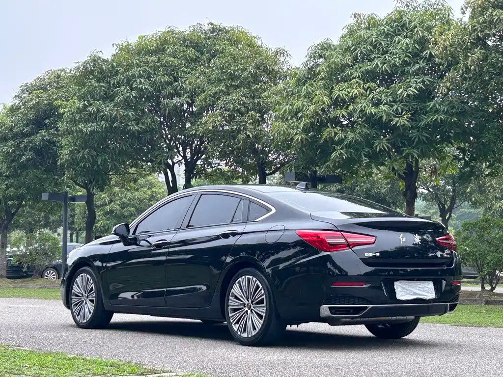 Hongqi H5 Classic Model 1.5T DCT Flagship Rhythm Edition, фото 16