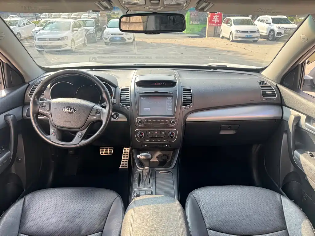Kia Sorento — миниатюра 10