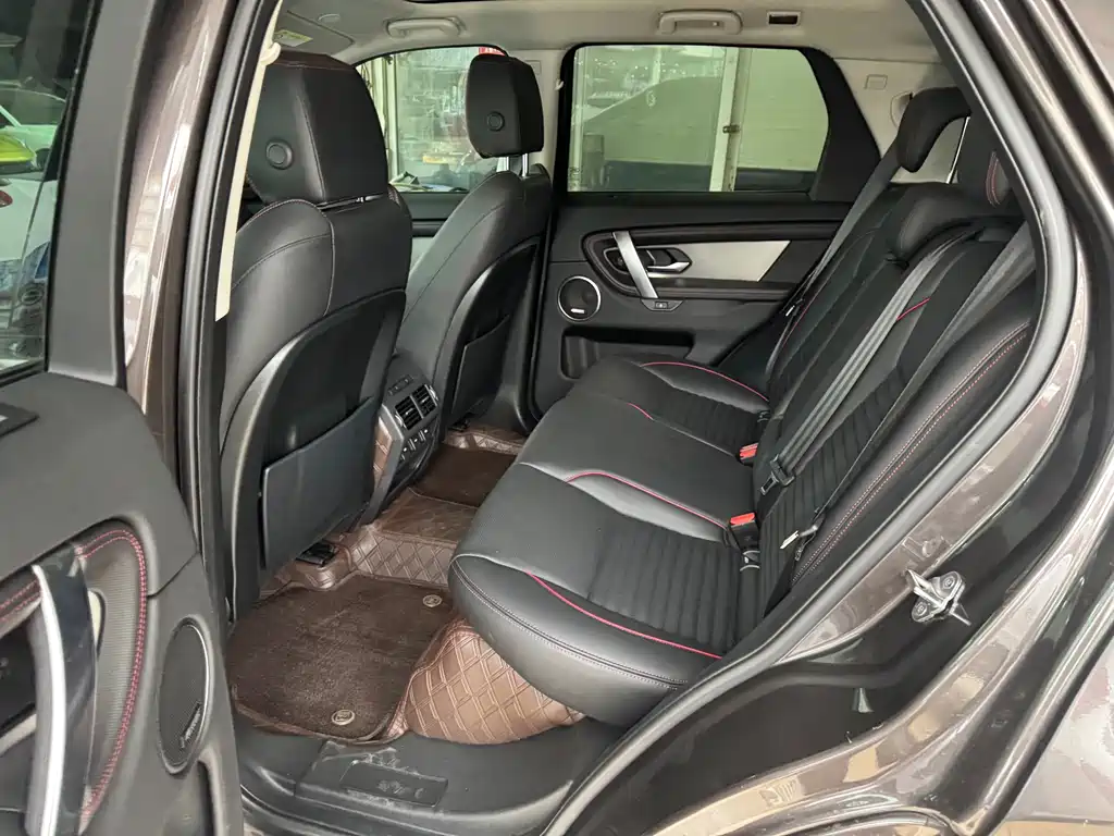 LAND ROVER DISCOVER SPORTS