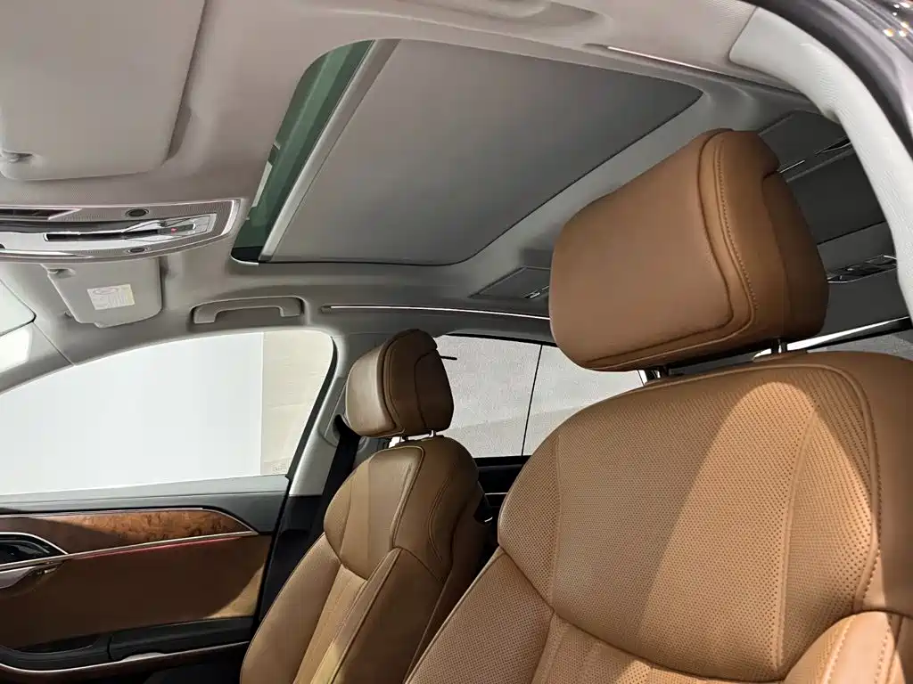 Audi A8 — миниатюра 9