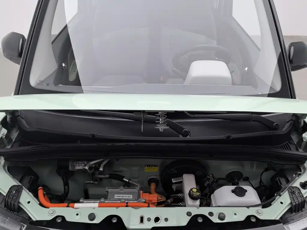 Wuling MINIEV — миниатюра 6