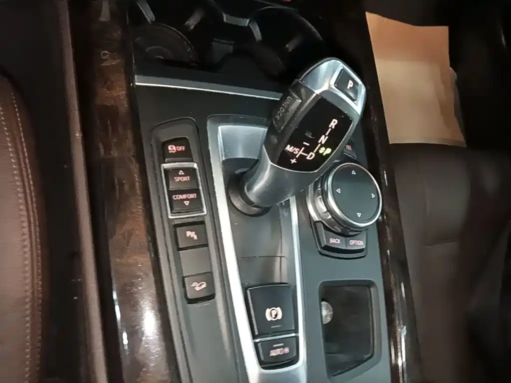 BMW X5 (Import) — миниатюра 14