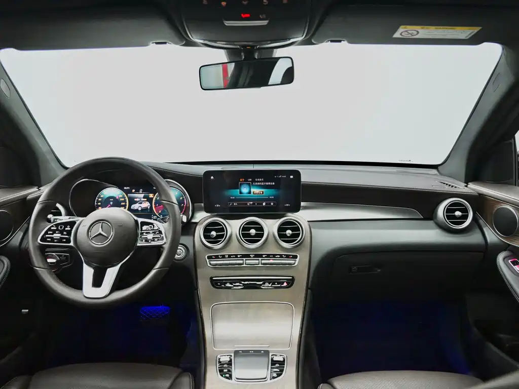 Mercedes-Benz GLC — миниатюра 8