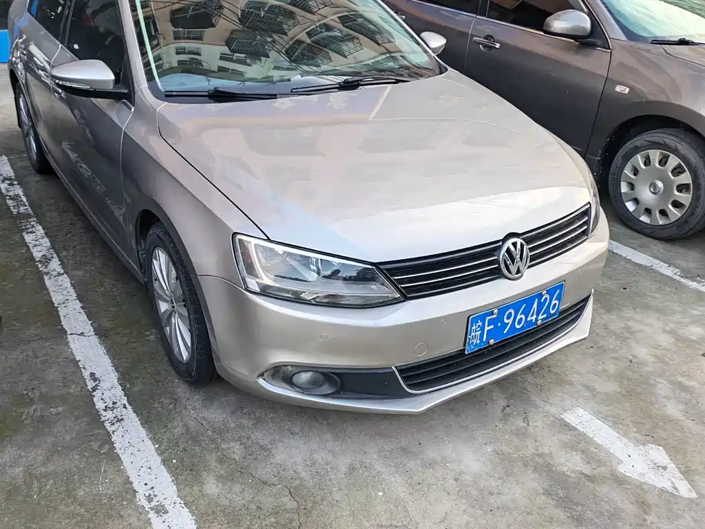 Volkswagen Sagitar — миниатюра 5