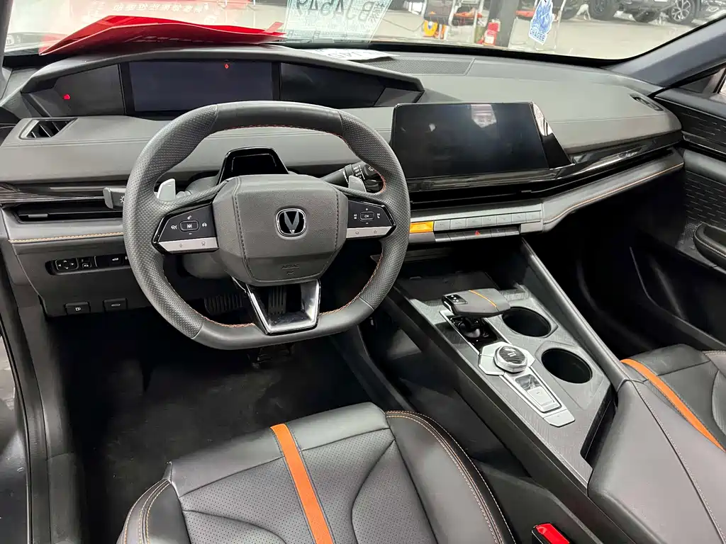 Changan UNI-V — миниатюра 5