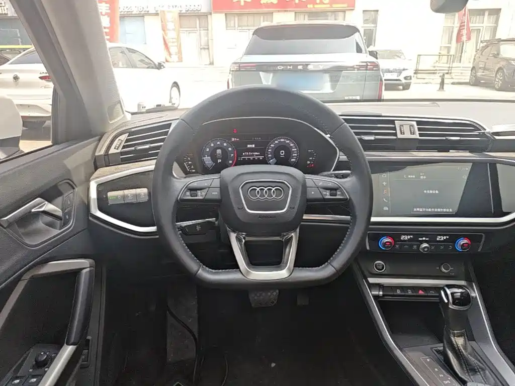 Audi Q3 — миниатюра 11