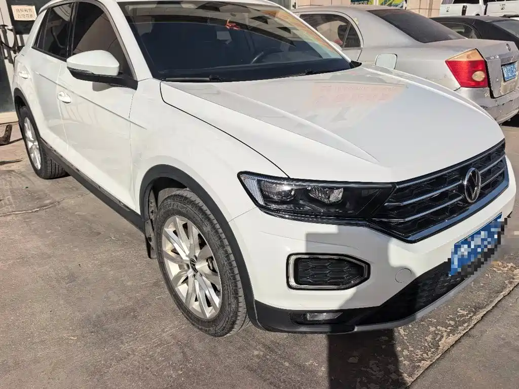 Volkswagen T-Roc — миниатюра 3