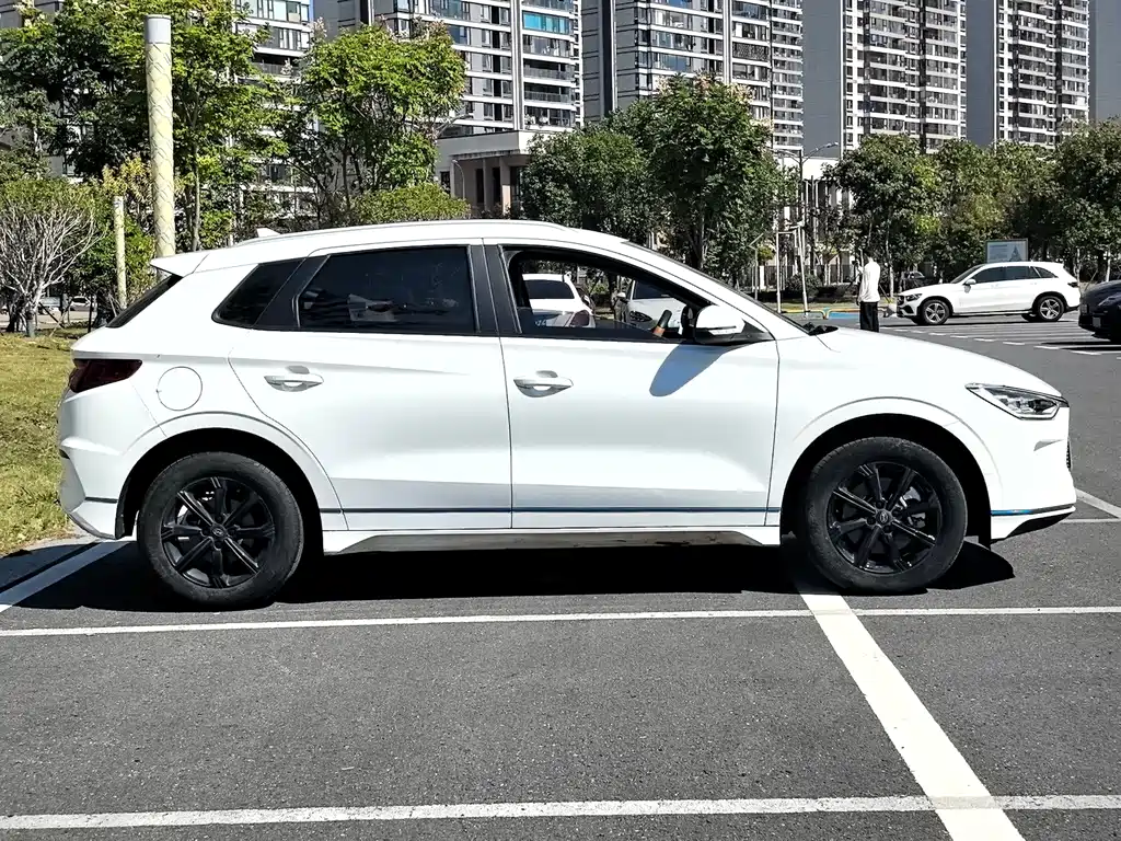 BYD e2 — миниатюра 17