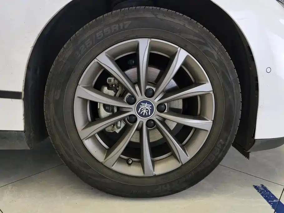 BYD Qin L — миниатюра 6