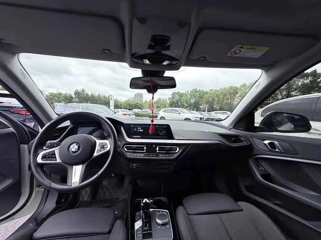 BMW 2 Series (Import) — миниатюра 8