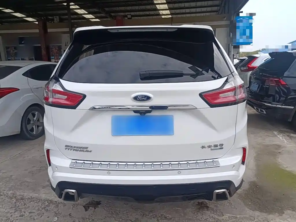 Ford Edge — миниатюра 6