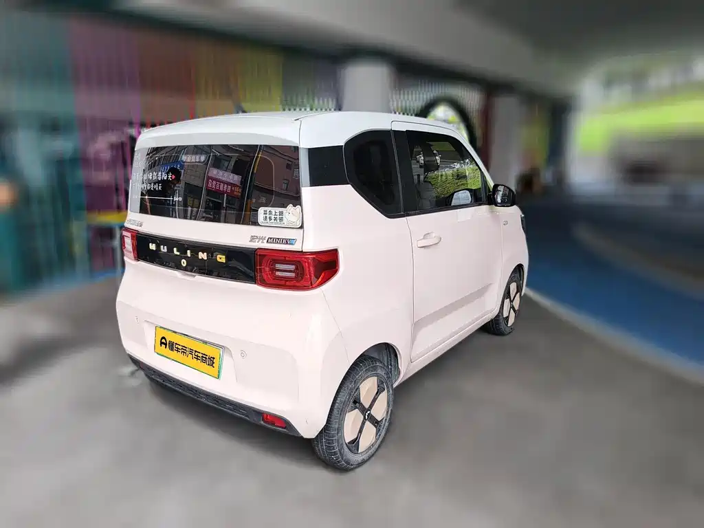 Wuling MINIEV — миниатюра 3
