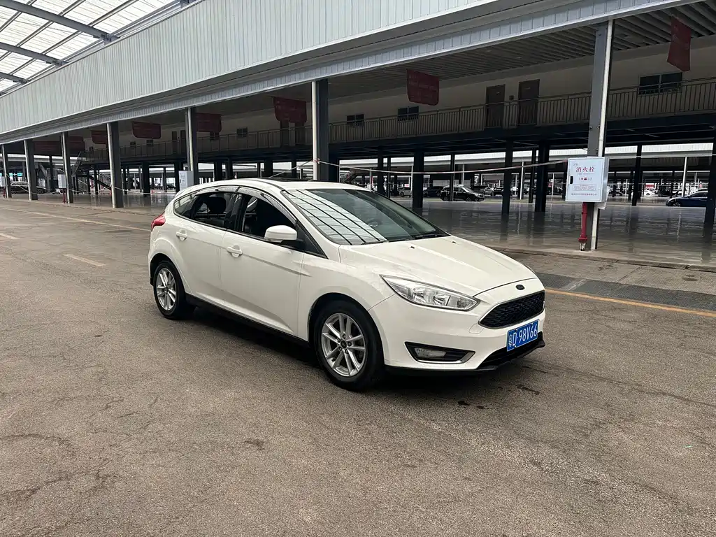 Ford Focus — миниатюра 3