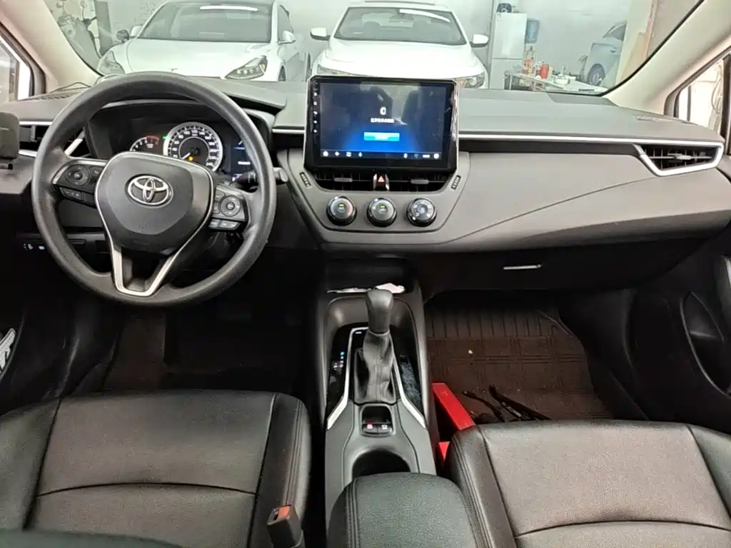 Toyota Corolla — миниатюра 14