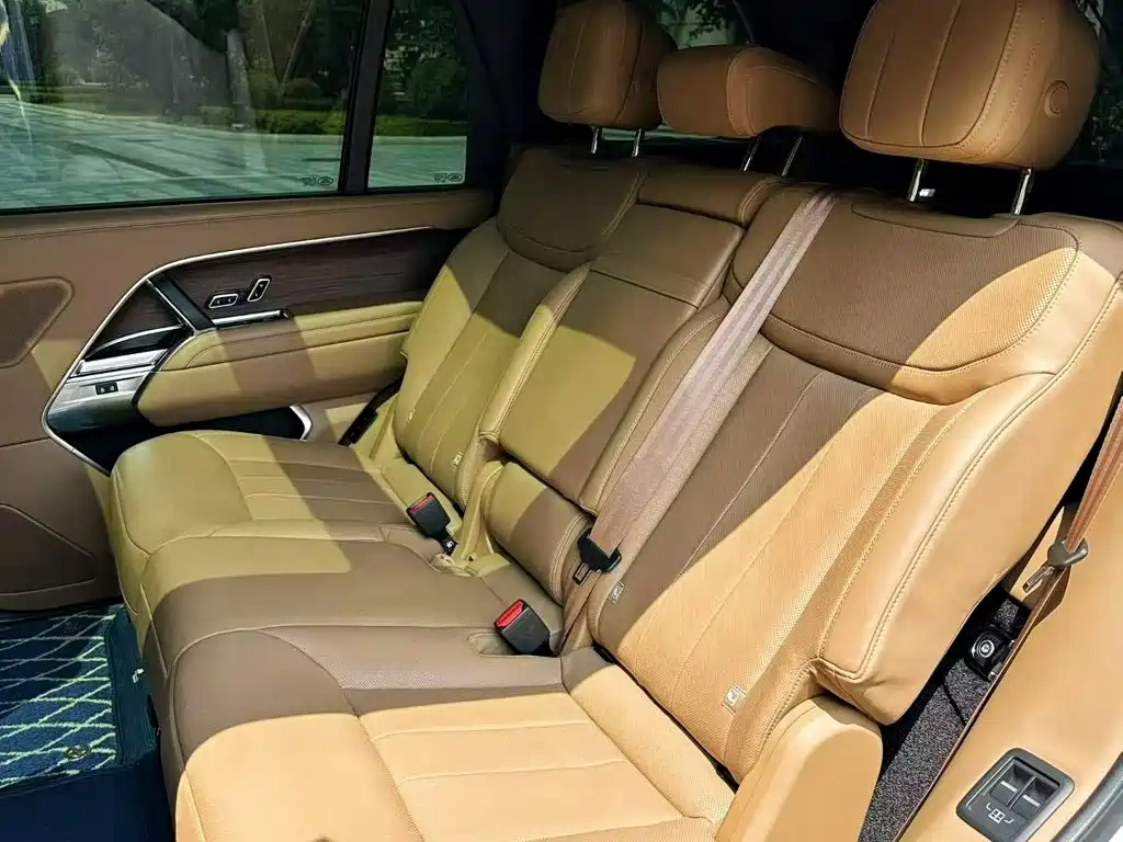 Land Rover Range Rover — миниатюра 7
