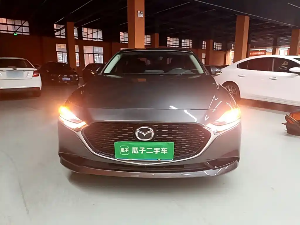 Mazda 3 Axela — миниатюра 3