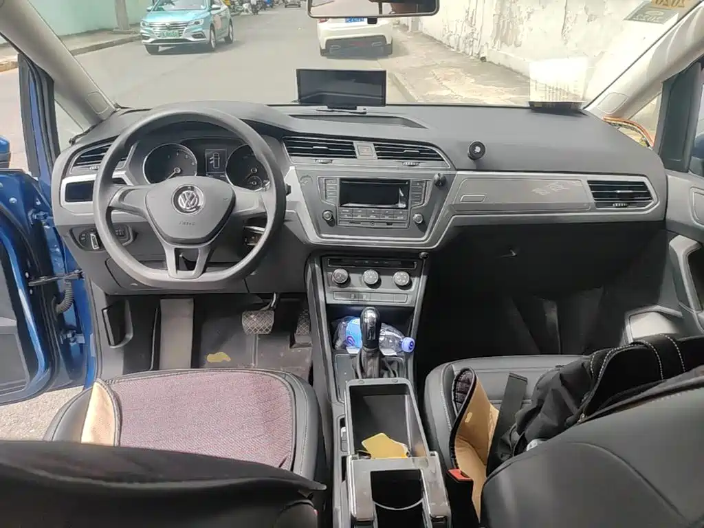 Volkswagen Touran — миниатюра 10