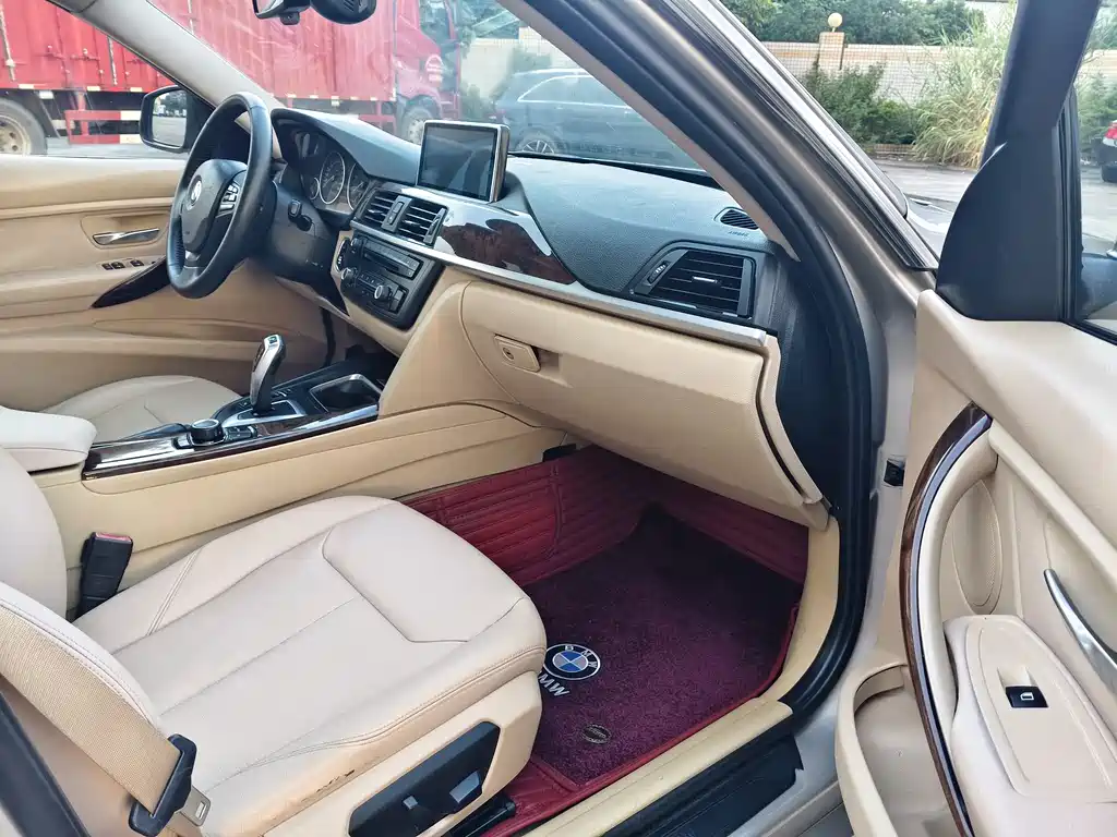 BMW 3 Series — миниатюра 9