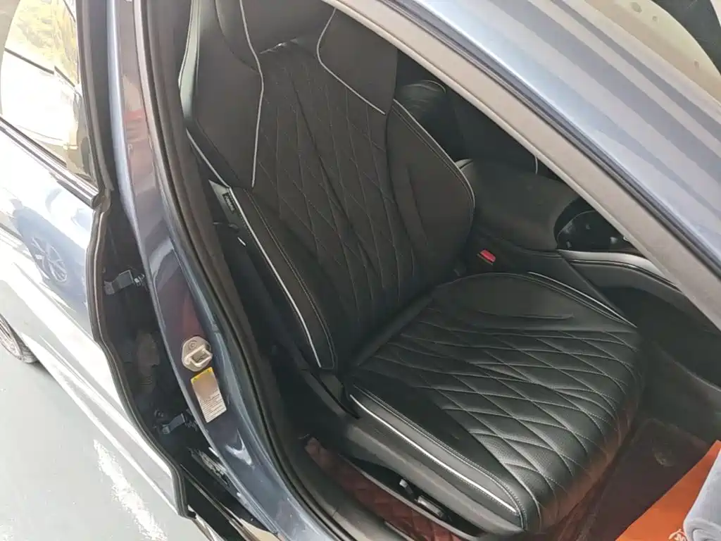 BYD Seal — миниатюра 25