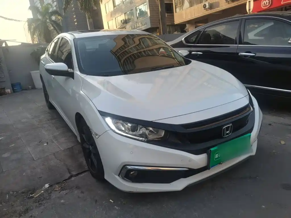 Honda Civic — миниатюра 4