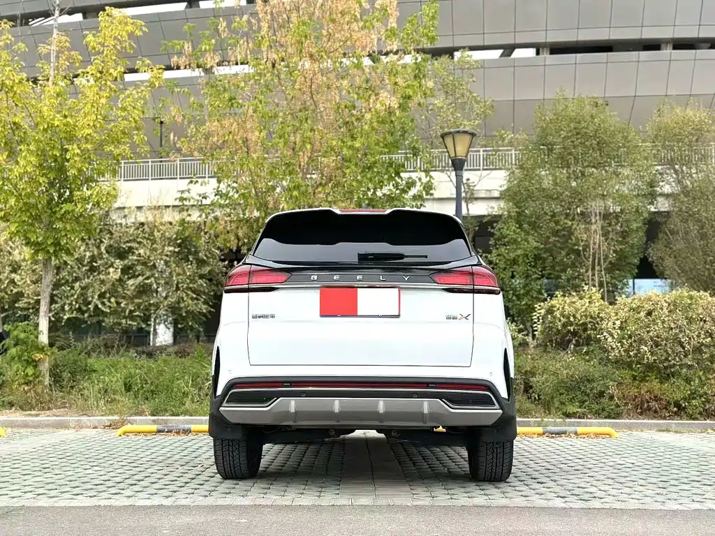 Geely Boyue — миниатюра 6