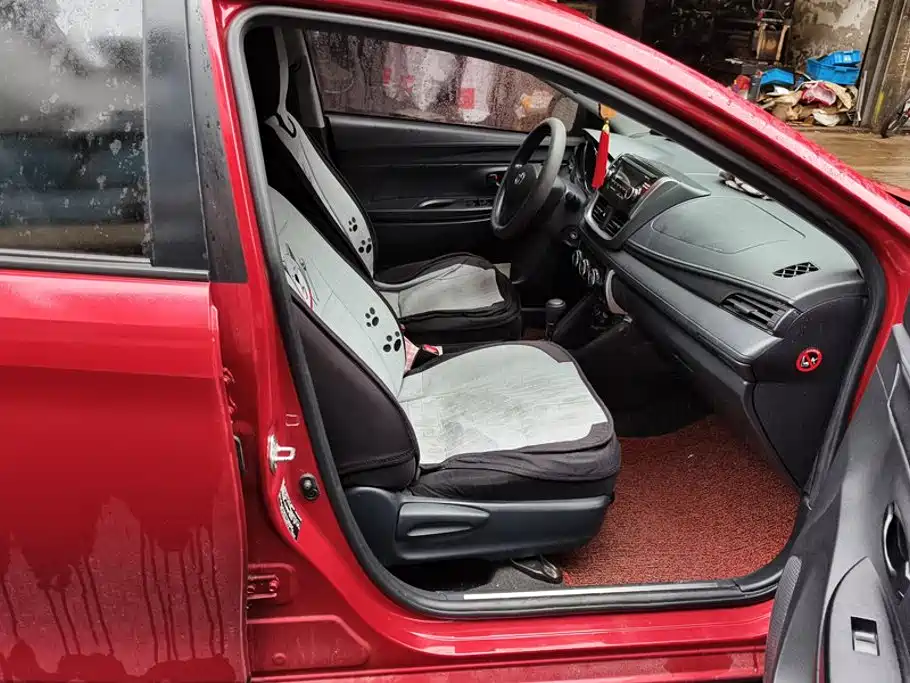 Toyota Yaris L — миниатюра 8