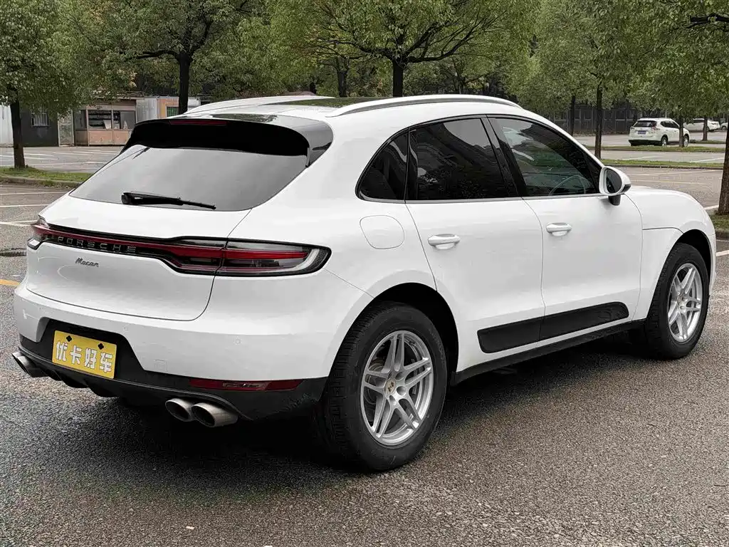 Porsche Macan — миниатюра 5