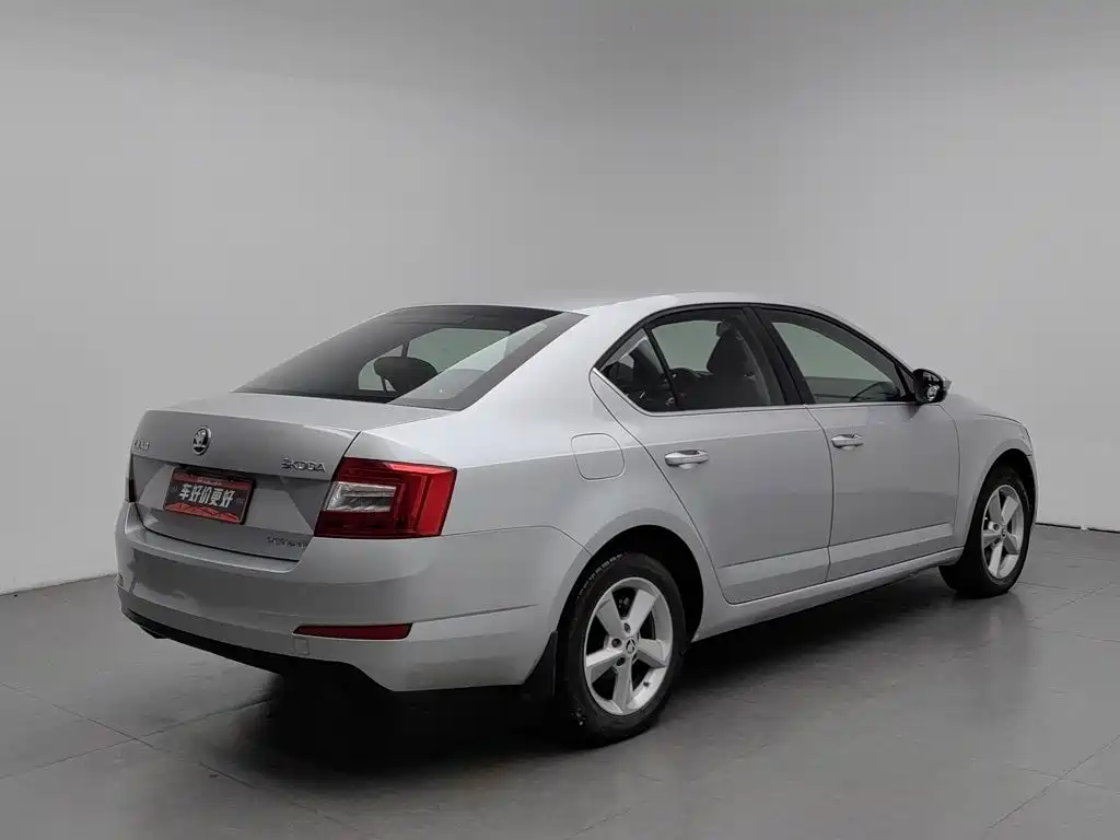 Skoda Octavia — миниатюра 2