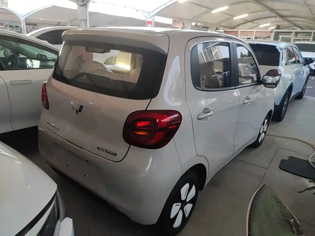Wuling MINIEV — миниатюра 7