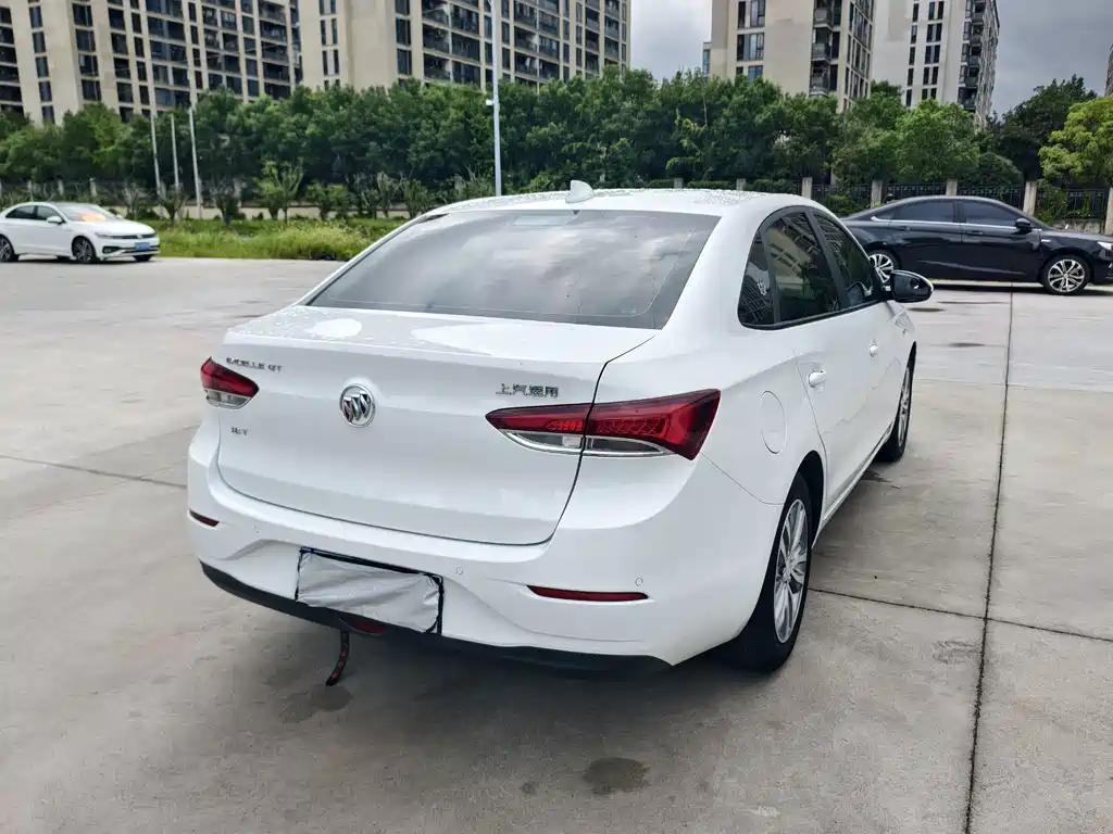 Buick Excelle — миниатюра 5