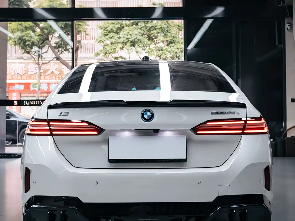 BMW i5 2024 eDrive 35L Premium M Sport