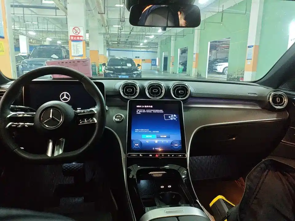 Mercedes-Benz C-Class — миниатюра 4