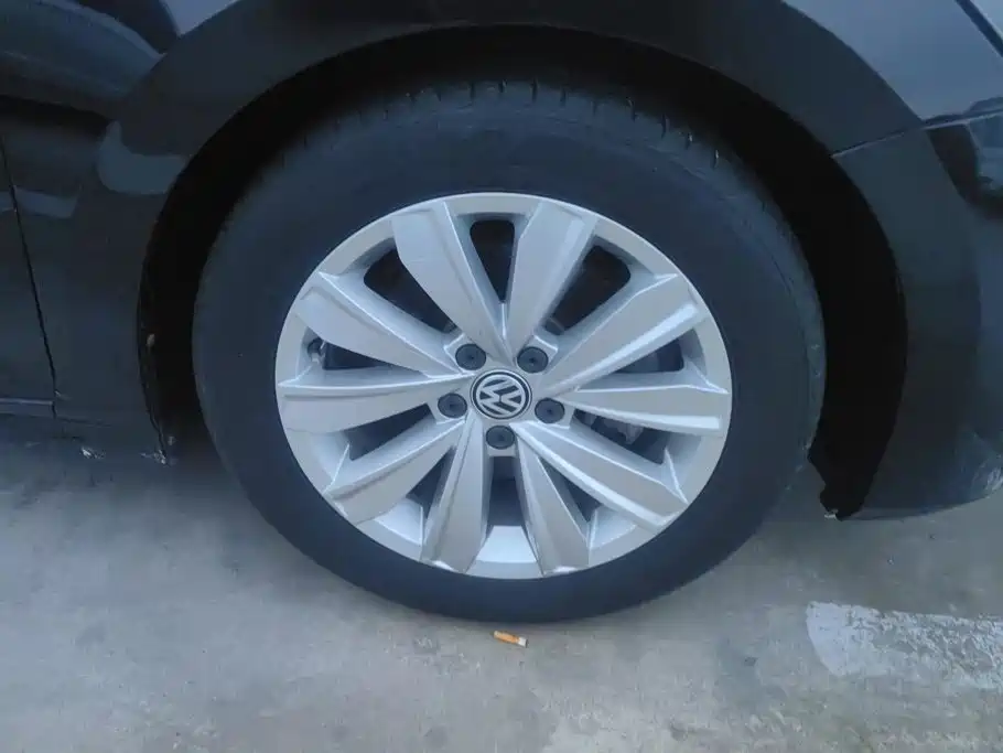 Volkswagen Passat — миниатюра 6