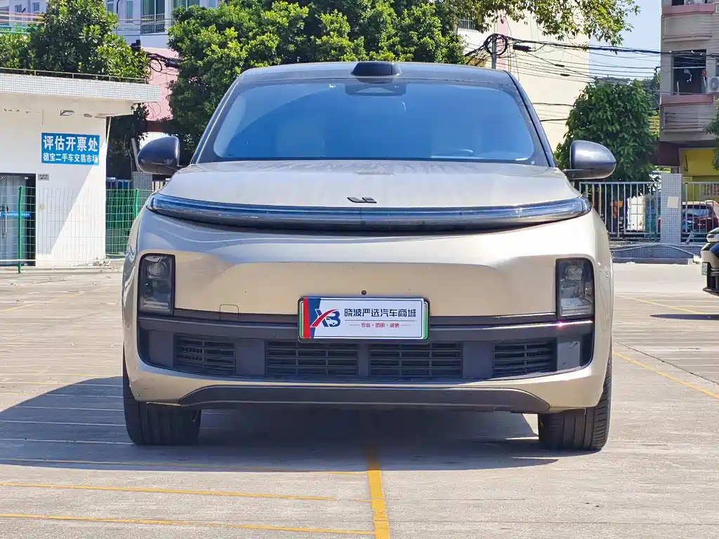 Li Auto Li L9 — миниатюра 2