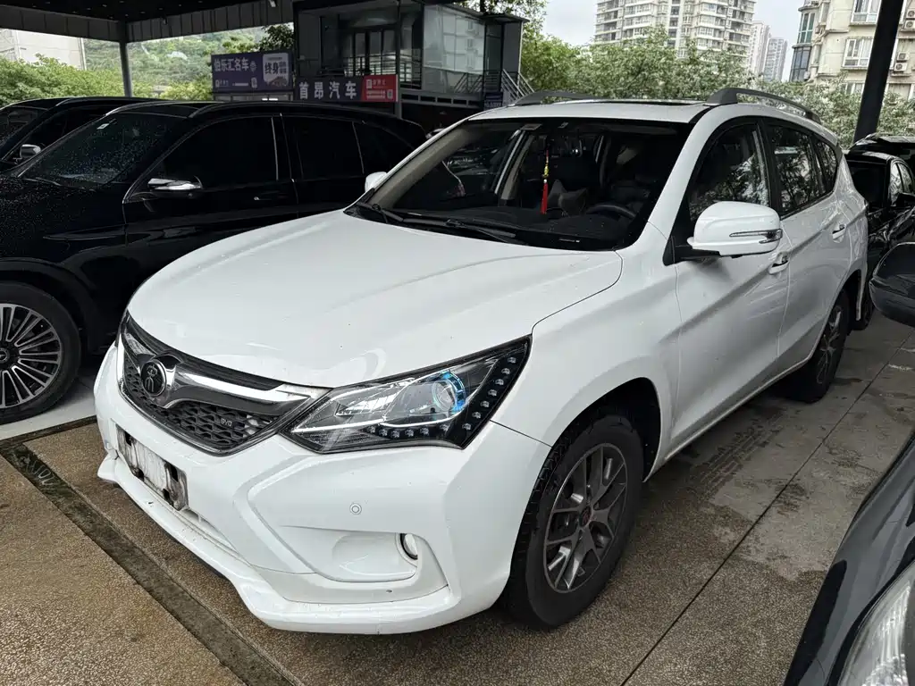 BYD Song