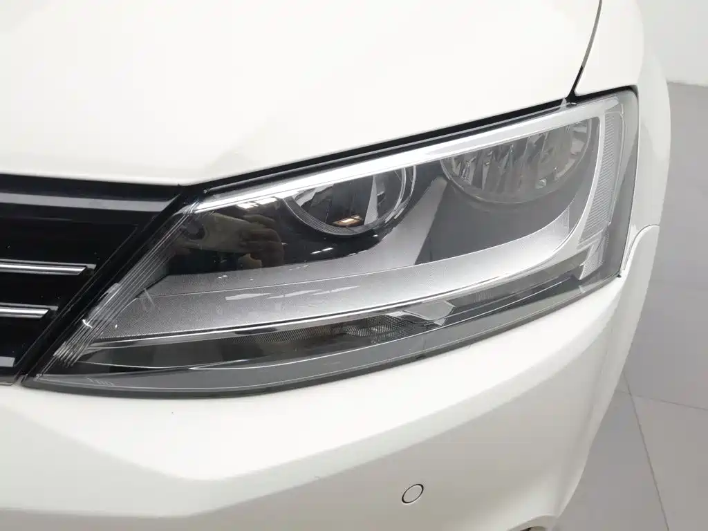 Volkswagen Sagitar — миниатюра 7