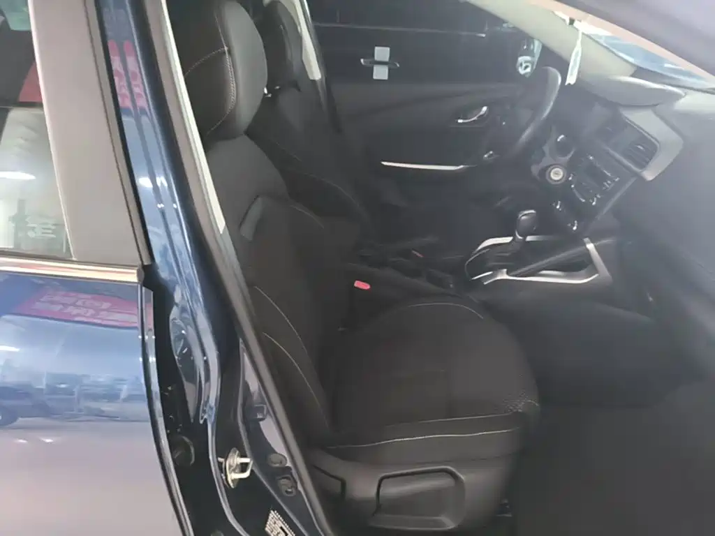 Renault Kadjar — миниатюра 20